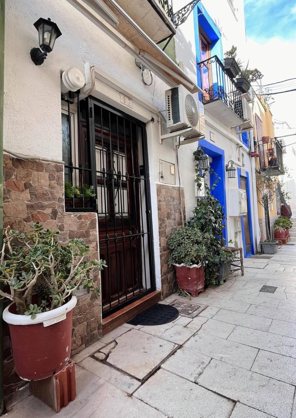 Apartamento En Casco Antiguo De Alicante Exterior photo